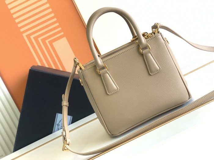  Prada Bag Galleria 