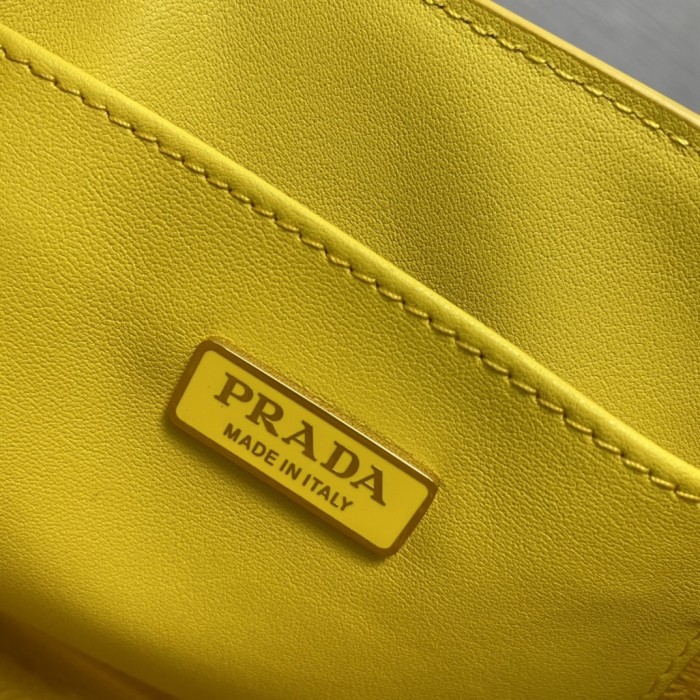  Prada Bag