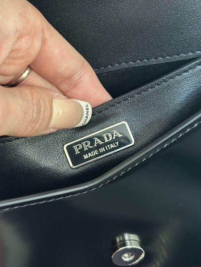  Prada Bag