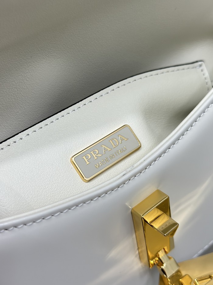  Prada Bag