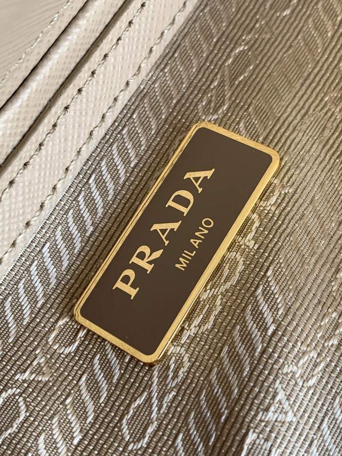  Prada Bag Galleria 