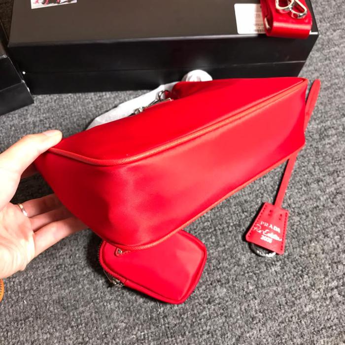 Prada Bag + hat set