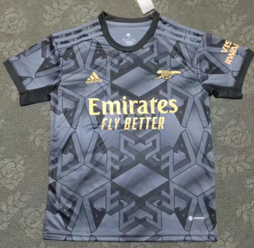 Arsenal 2022/2023 retro away shirt