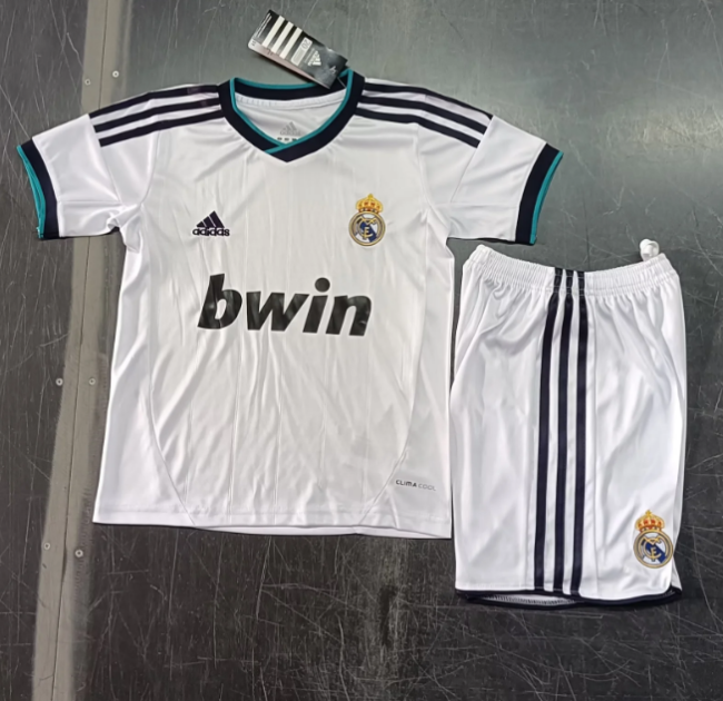 Real Madrid 2012/2013 home retro kids kit (top+shorts)