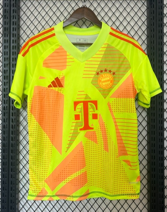 Bayern 2024/2025 goalkeeper shirt