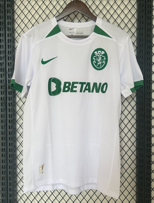 Sporting CP 2024/2025 away shirt