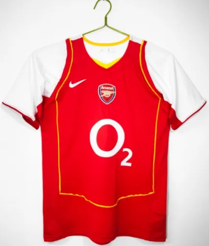 Arsenal 2004/2005 home retro shirt