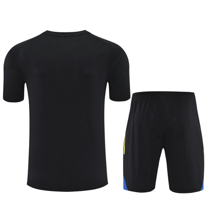 Manchester United 2025/2026 short sleeve and shorts tracksuit black
