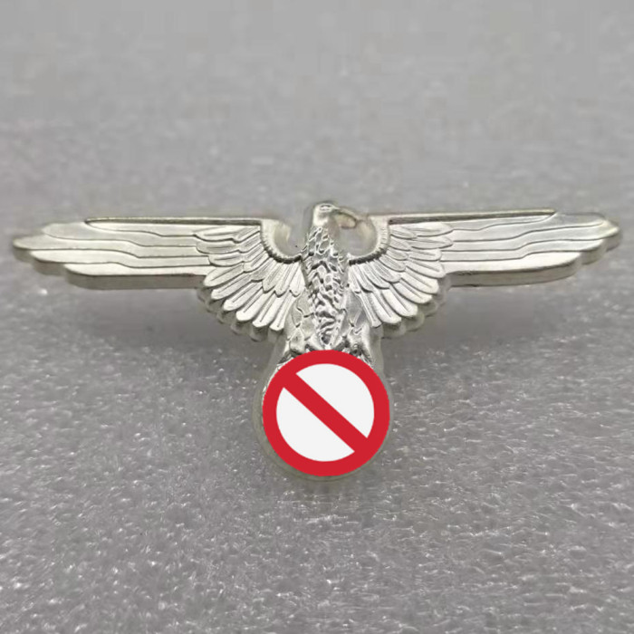 Copy Skeleton Eagle Badge Metal Pin Brooches Pin Badges Skull Jewelry Gift for Friends