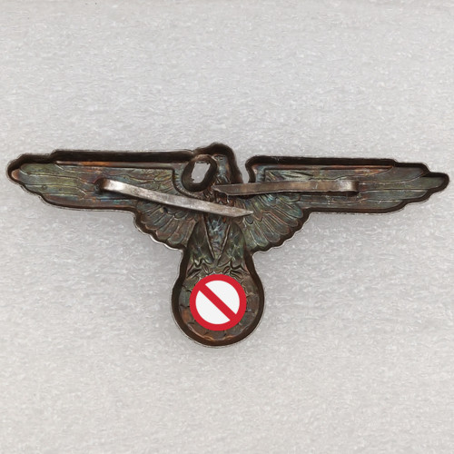 Copy Skeleton Eagle Badge Metal Pin Brooches Pin Badges Skull Jewelry Gift for Friends