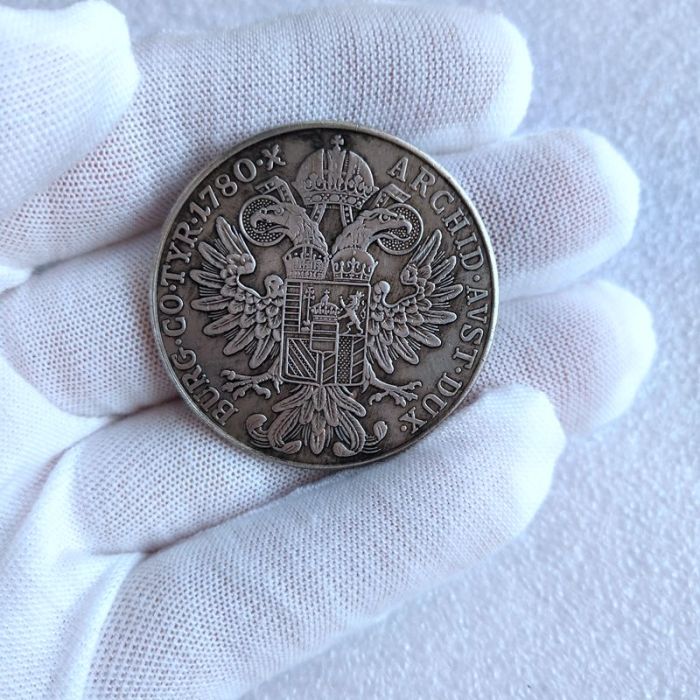Austria 1780  1 Thaler - Maria Theresia Diameter 40MM.Silver-Plated Coins COPY