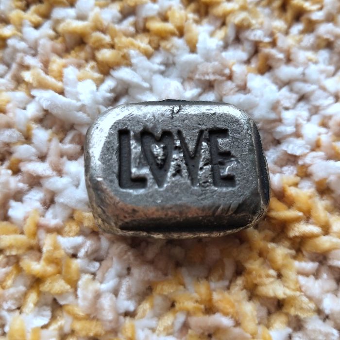 B(06) Hobo Skull 1OZ Bar LOVE Silver Plated Copy Bar