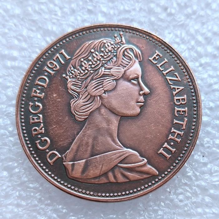 UF(44)UK 2 New Pence Elizabeth II 1971 Copper Copy Coin
