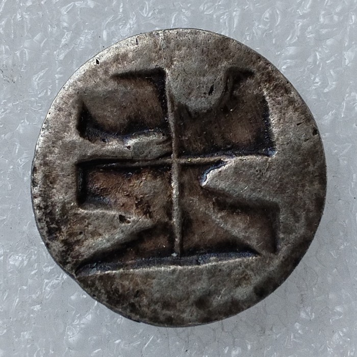G(102)Ancient Greek Silver Plated Copy Coin About 19mm