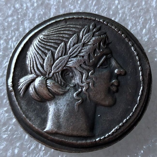 G(87)Ancient Greek Silver Plated Copy Coin About 26.5mm
