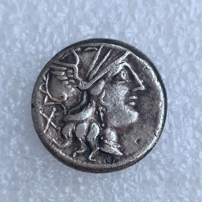 G(97)Ancient Greek Silver Plated Copy Coin About 19mm