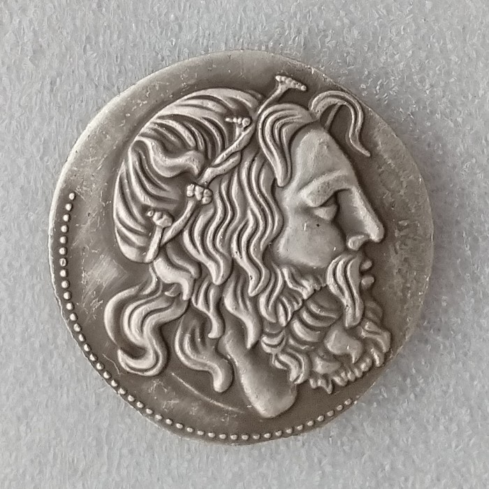 G(114)Ancient Greek Silver Plated Copy Coin About 31mm