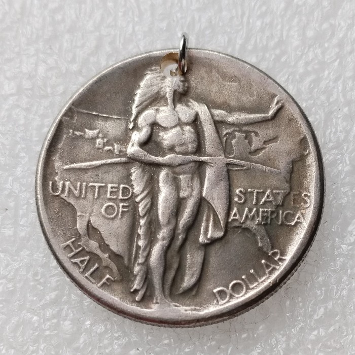 P(39)  US Oregon Half Dollar Silver Plated Coin Pendant