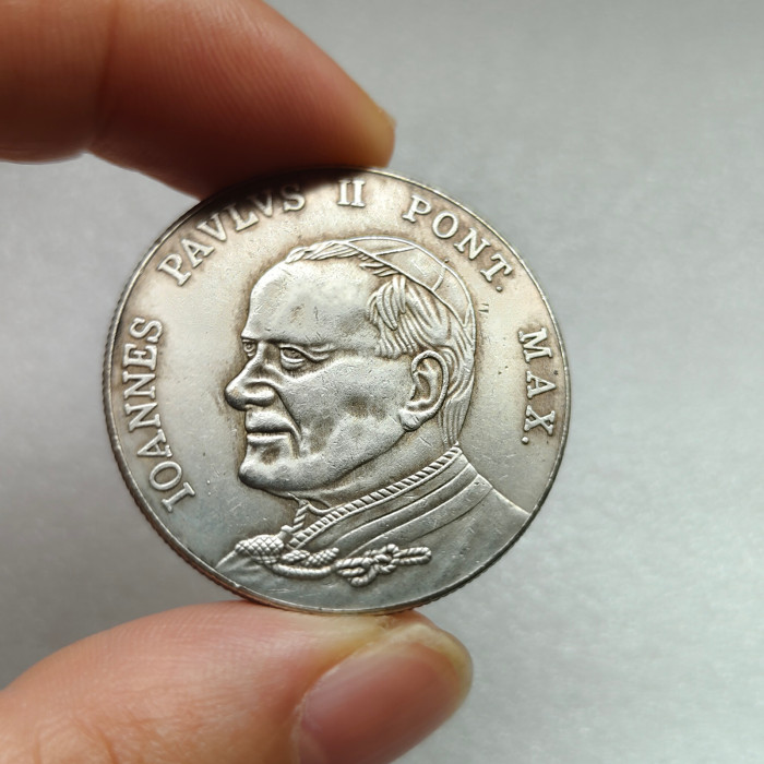 Vatican City Medal -loannes Paulus II La Pieta Silver plated Copy Coin 35MM