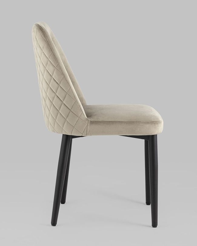 Luxurious and stylish light grey tufted velvet dining chair with metal legs