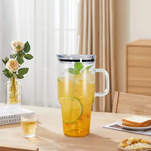 CN Warehouse Clearance Sale 32oz Sublimation Clear Glass Mug with Plastic Lid 12pcs/case
