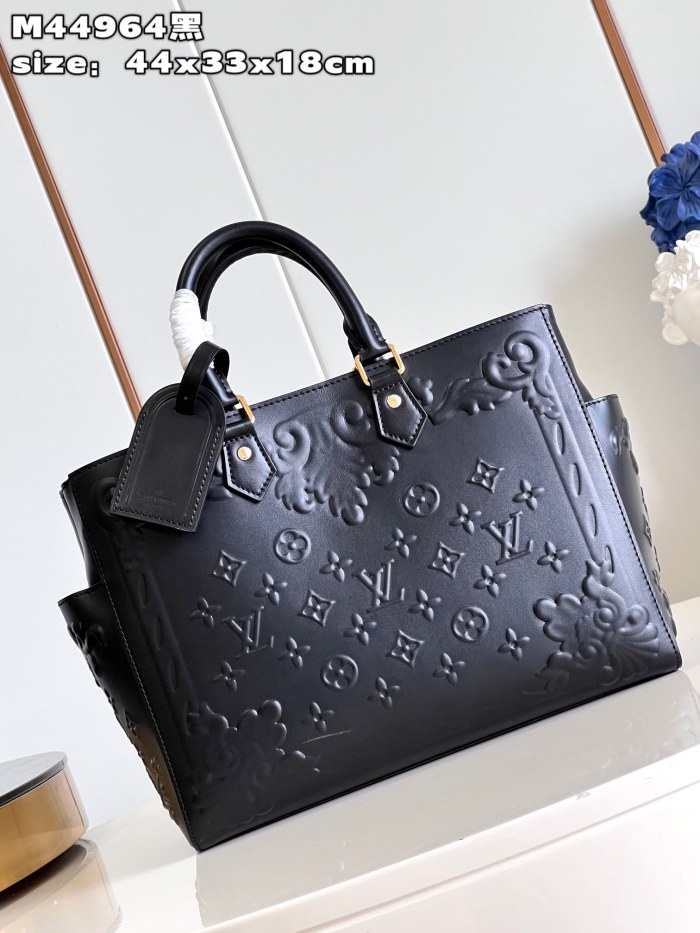 Luxury Louie Designer Handbag Ornament – Vivid Hue Home