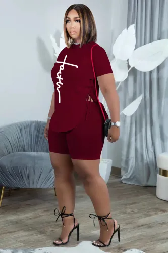 Casual Wine Red Letter Print Slit Eyelet Bandage O Neck Short Sleeve Tracksuit Set