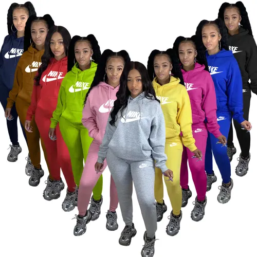 Winter Pink Sweatshirt Printed Two Piece Running Clothes Sweatpants and Hoodie Set