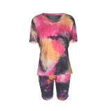 Casual Tie Dye Shorts Outfits