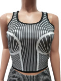 Fashion Striped Print Sleeveless Sports Crop Top and Shorts