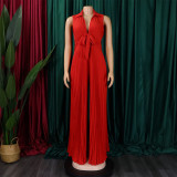 Loose-Fitting V-Neck Wide-Leg and Pleated Jumpsuit