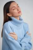 Loose-fitting Classic Solid Color Turtleneck Sweater for Women