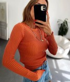 Long Sleeves and Round Neck Breathable Knit Sweater