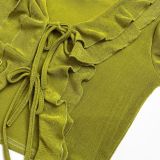 Short Top with Tie and Ruffled Hem Paired with Body-Hugging Half-Length Skirt