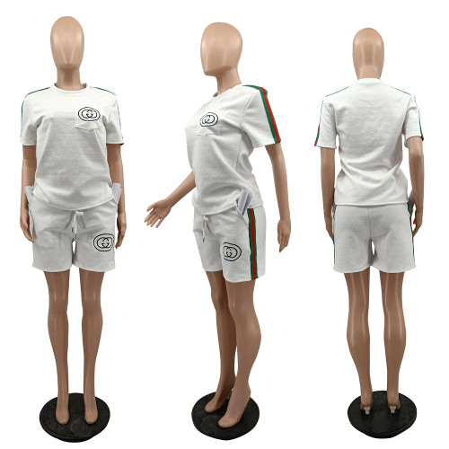Fashion Short Sleeve Embroidery Two-Piece Short Set