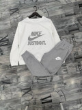 High Quality Cotton Print O Neck Long Sleeve Sweatsuits Set