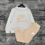 High Quality Cotton Print O Neck Long Sleeve Sweatsuits Set
