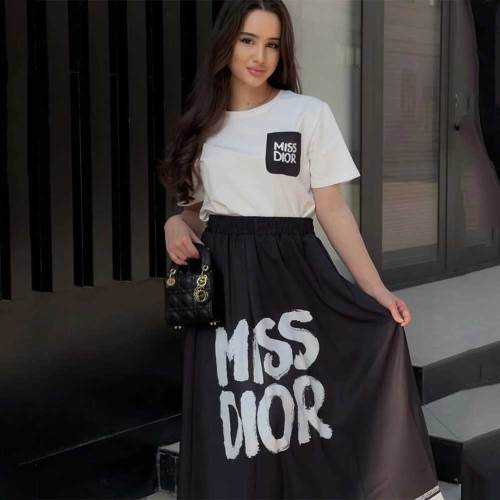 Summer Simple Short-sleeved Big Swing Skirt Suit