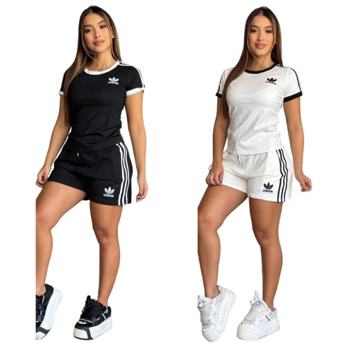 Fashion Embroidered Ladies Short Sleeve Shorts Set