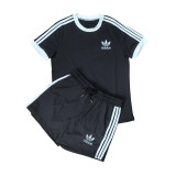 Fashion Embroidered Ladies Short Sleeve Shorts Set