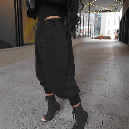 Elastic Waist Reversible Multi-pocket Loose Harem Jeans