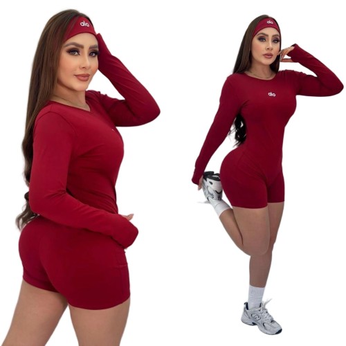 ALO fashion slim fit round neck long sleeved yoga suit with waist cinching and hip lifting jumpsuit shorts