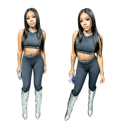 Round neck sleeveless sports vest, high waist and hip lifting leggings, high elasticity and breathable sports suit