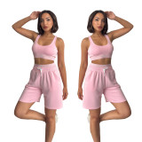 Fashionable cropped tank top with double waistbands and seven-inch yoga pants casual workout set (includes chest pad)