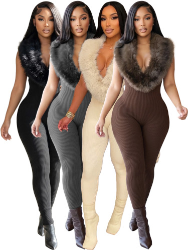 Hanging neck, fur collar, pit stripe, sexy deep V slim fit, backless strap, tight fitting jumpsuit