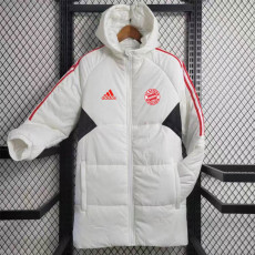 23-24 Bayern White Hooded Cotton Coat Red Edge (红色边) 棉衣