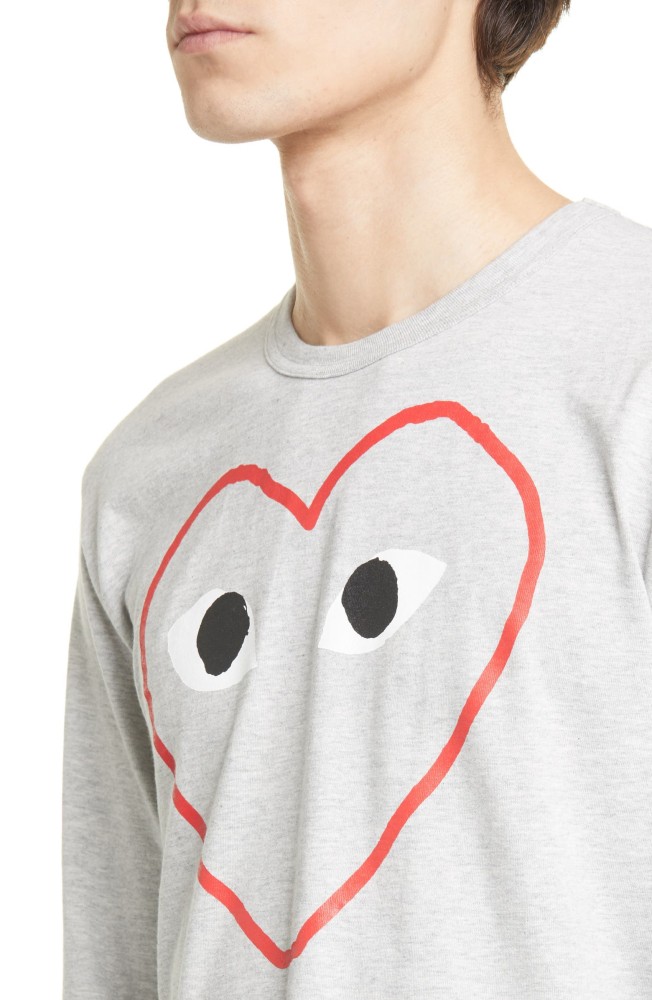 Outline Heart Graphic Tee
