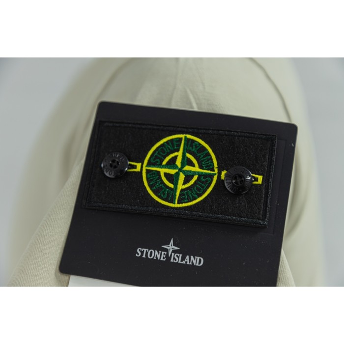 Stone Island Logo Tee With ArmbandIn Green