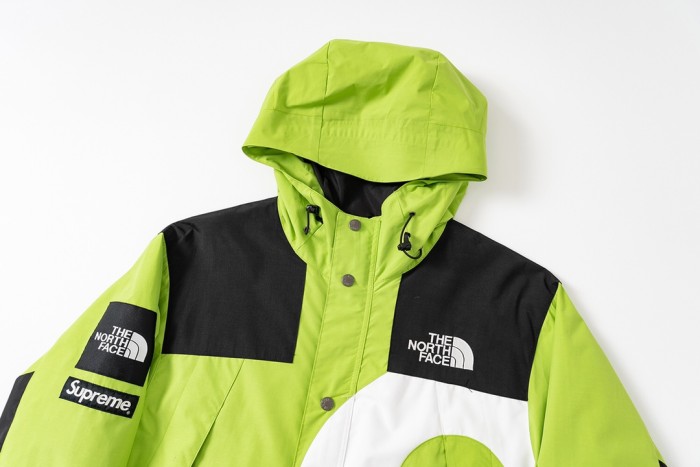 Supreme x The North Face S logo Mountain Jacket