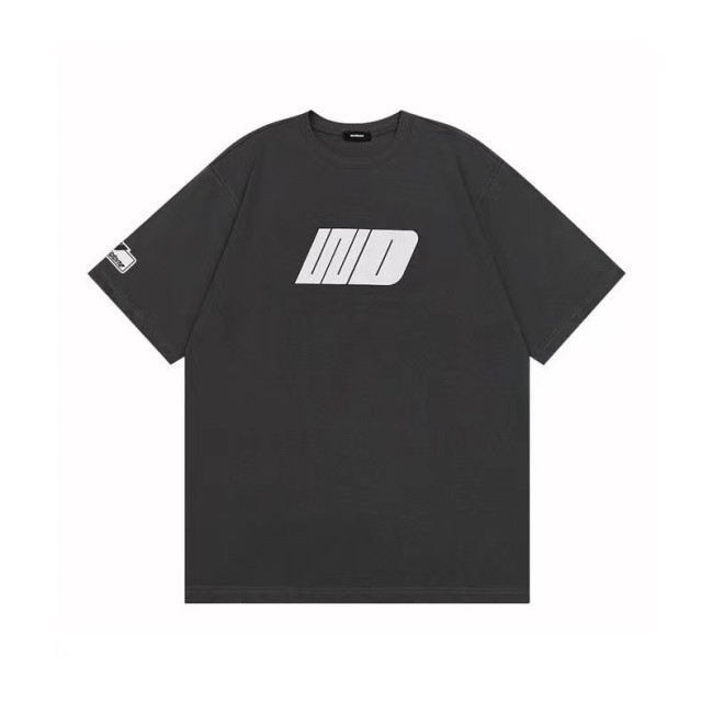 WE11DONE WD Letter Print Tee Grey